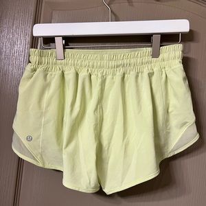 Lululemon Hotty Hot Low-rise Short